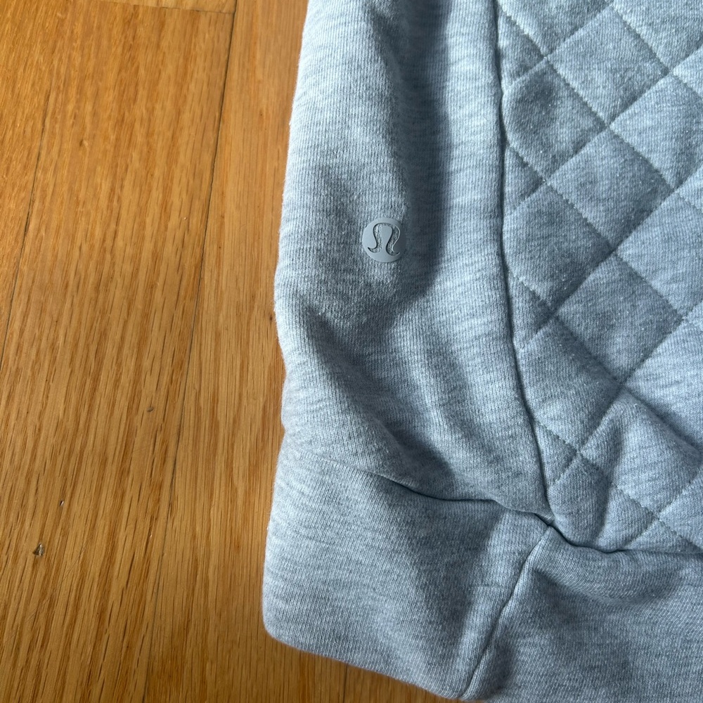 Lululemon forever warm quilted 1/4 zip - Picture 3 of 6